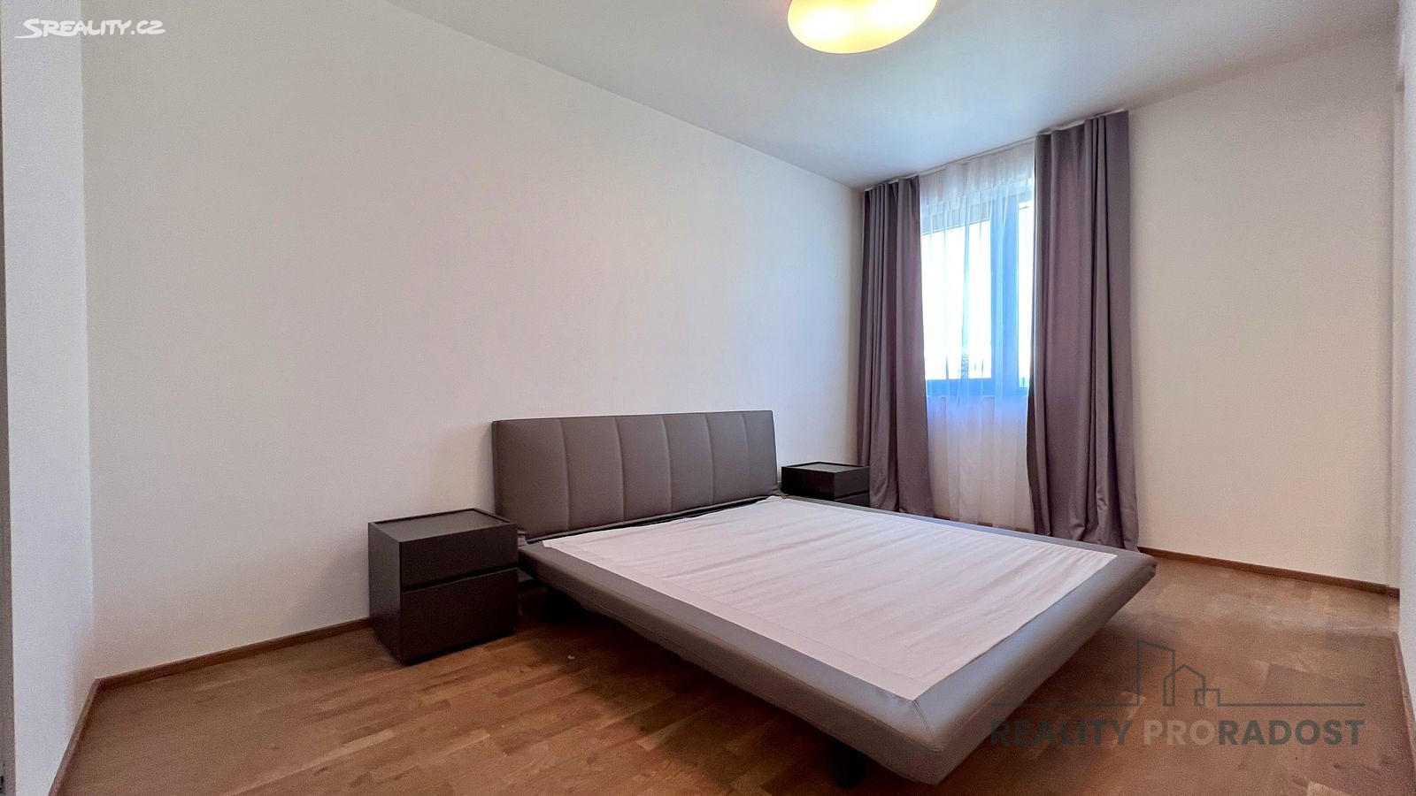 Pronájem bytu 2+1 70 m², Pernerova, Praha 8 - Karlín