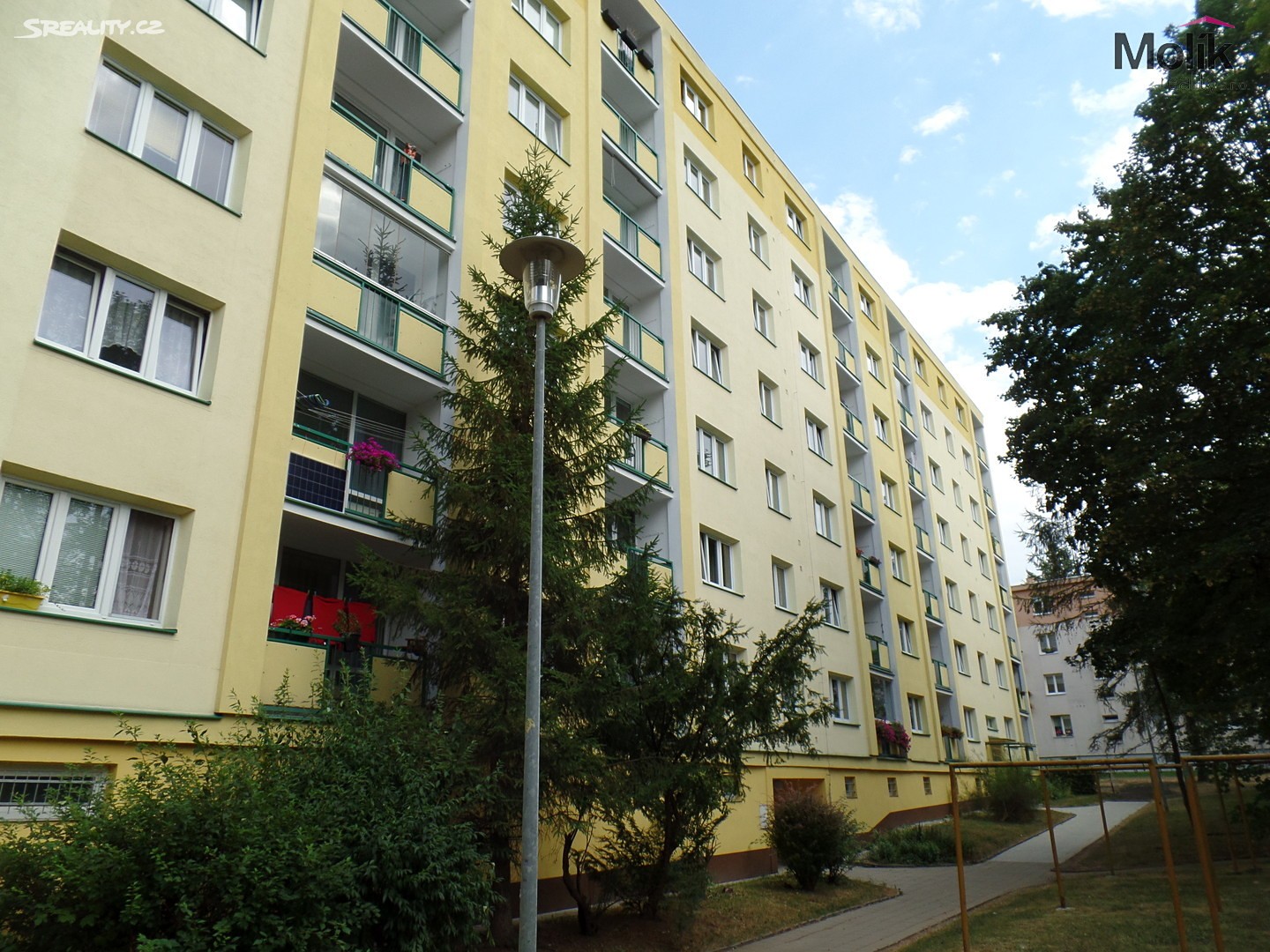 Prodej bytu 2+1 50 m², Zrenjaninská, Teplice - Řetenice
