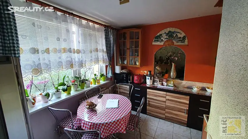 Prodej bytu 3+1 7 m², Obvodová, Kroměříž