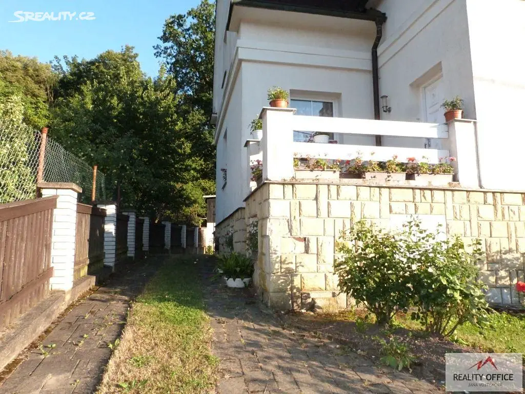 Prodej  rodinného domu 180 m², pozemek 3 125 m², Děčín - Děčín XXVIII-Folknáře, okres Děčín