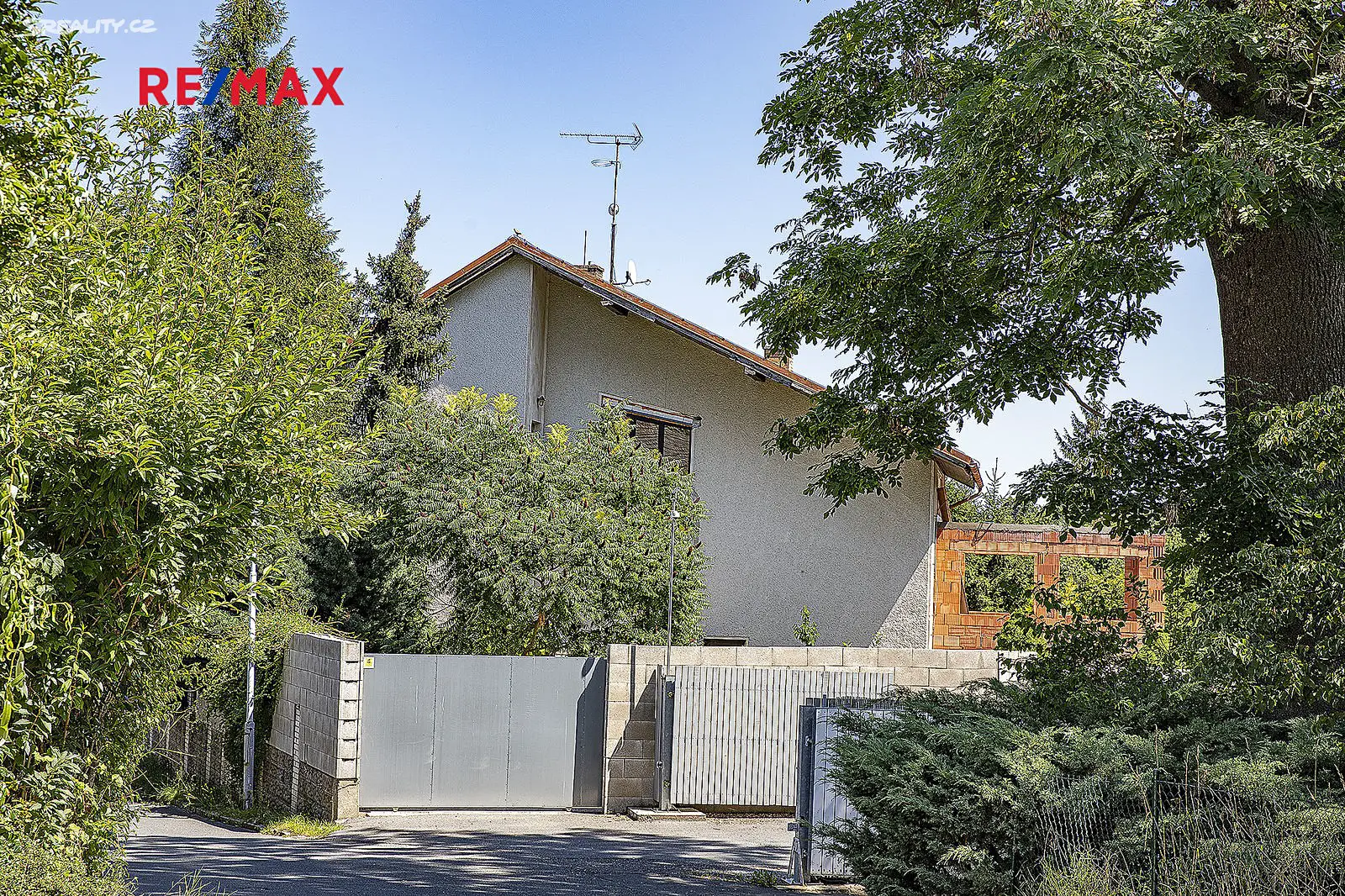 Prodej  rodinného domu 300 m², pozemek 855 m², Skalická, Dobřejovice