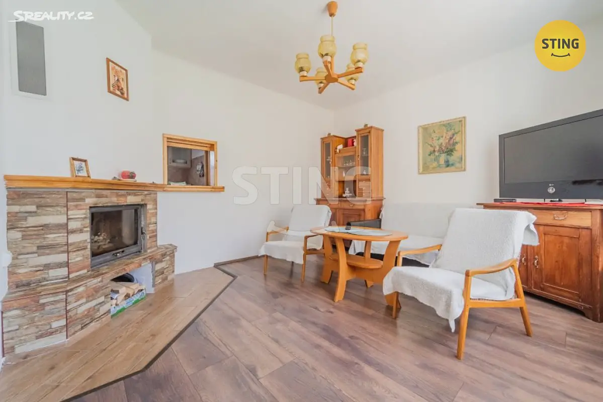 Prodej  rodinného domu 175 m², pozemek 1 425 m², Mezina, okres Bruntál