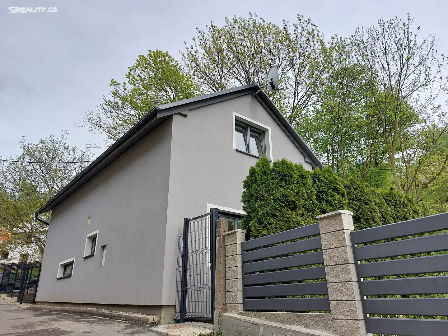 Prodej  rodinného domu 136 m², pozemek 310 m², Jesenická, Olomouc - Droždín