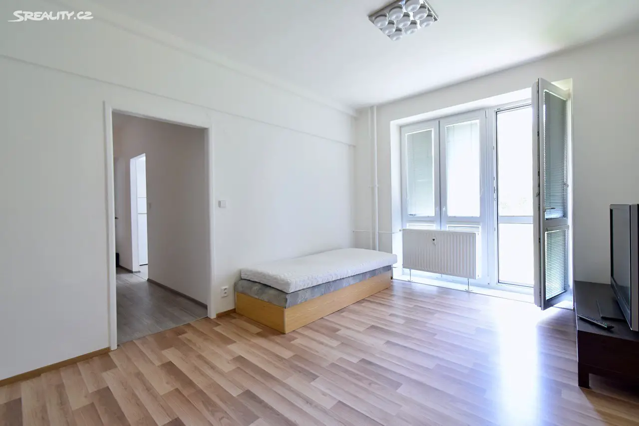 Pronájem bytu 1+1 40 m², Zemědělská, Brno - Černá Pole