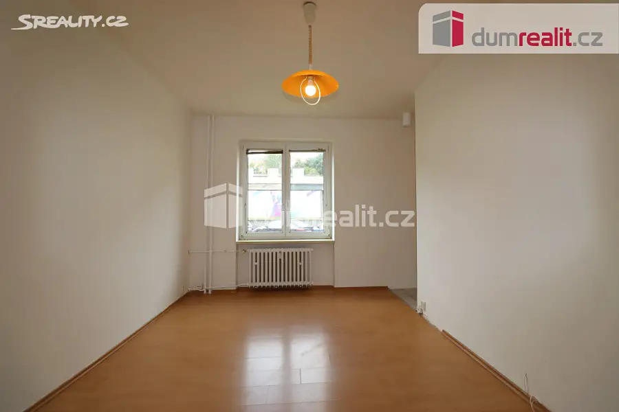 Pronájem bytu 1+kk 26 m², Školní, Karlovy Vary - Stará Role
