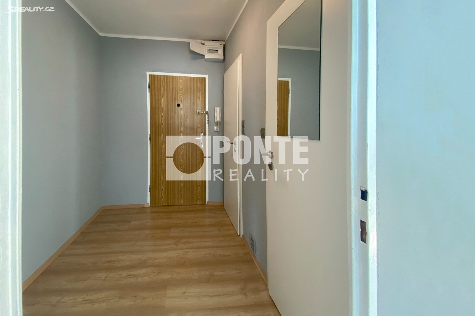 Pronájem bytu 1+kk 36 m², Hráského, Praha 4 - Chodov