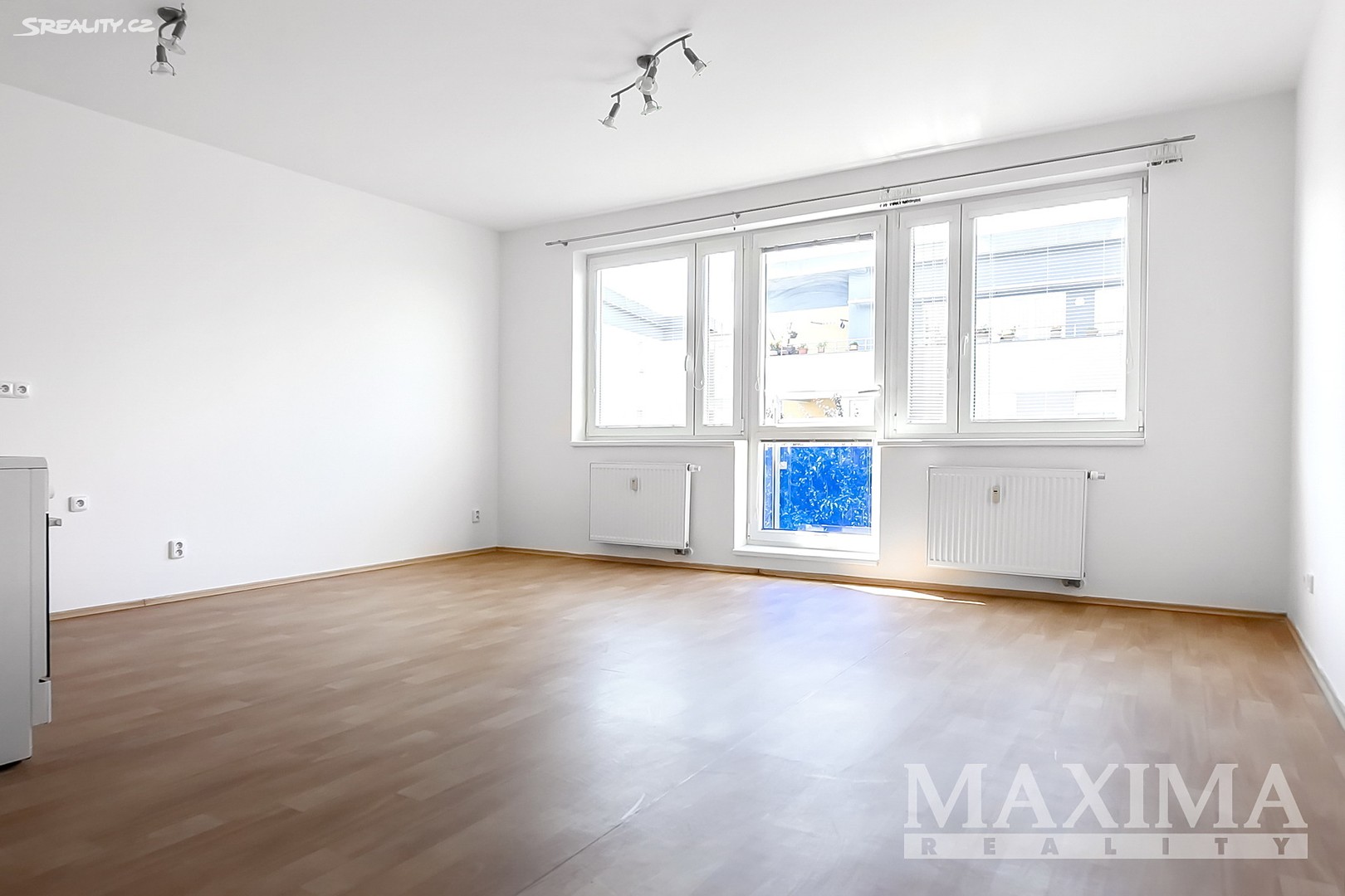 Pronájem bytu 1+kk 36 m², Martinická, Praha 9 - Kbely