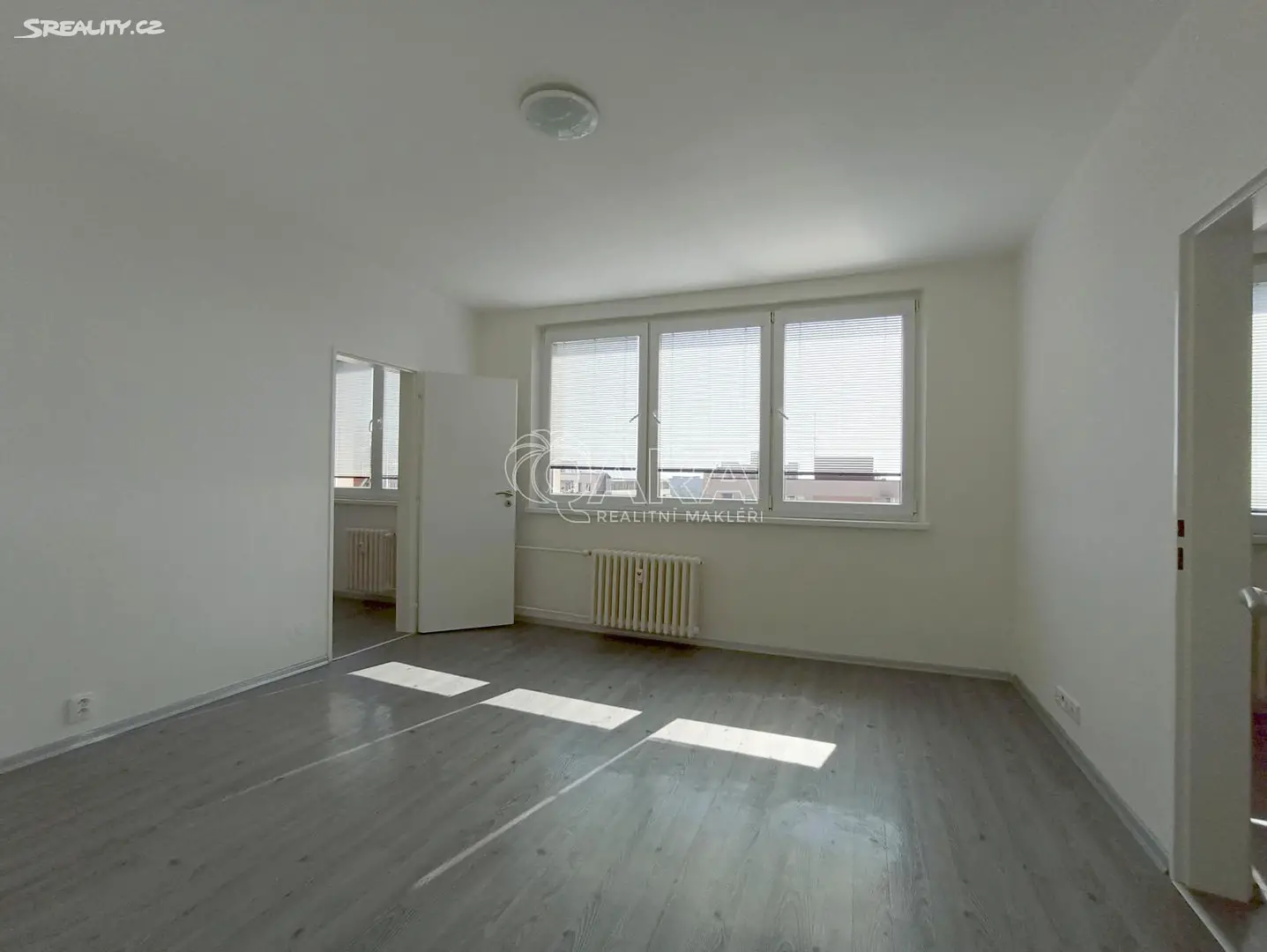 Pronájem bytu 2+1 44 m², Miroslava Bajera, Ostrava - Poruba