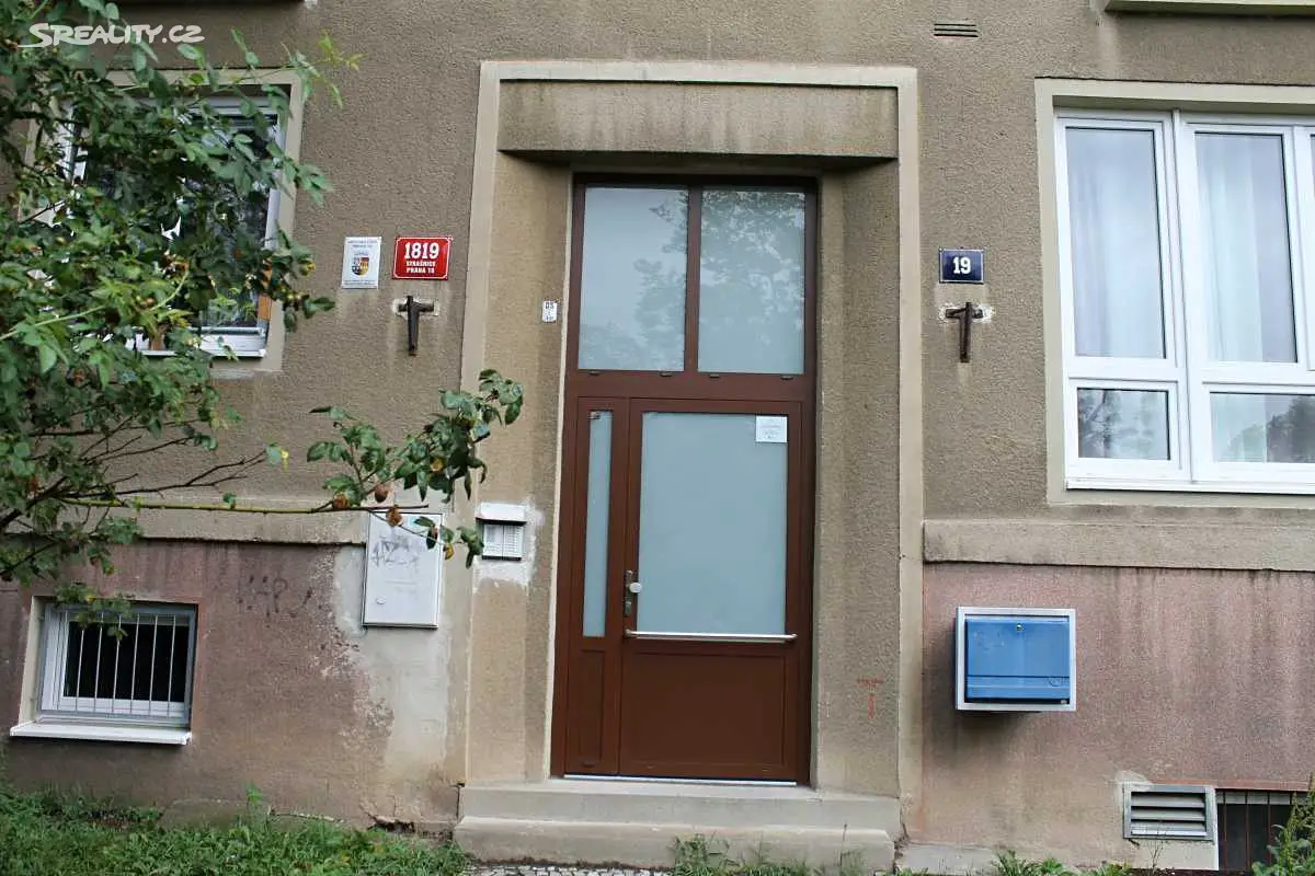 Pronájem bytu 2+1 54 m², Brigádníků, Praha 10 - Strašnice