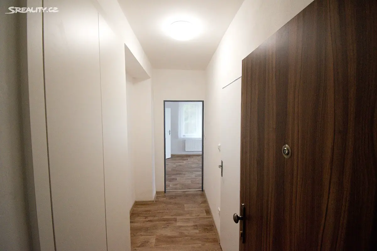 Pronájem bytu 2+1 50 m², Špindlerova, Ústí nad Orlicí