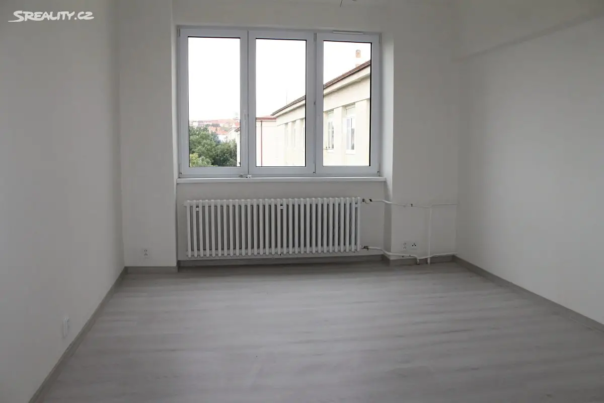 Pronájem bytu 3+1 82 m², Murmanská, Praha 10 - Vršovice