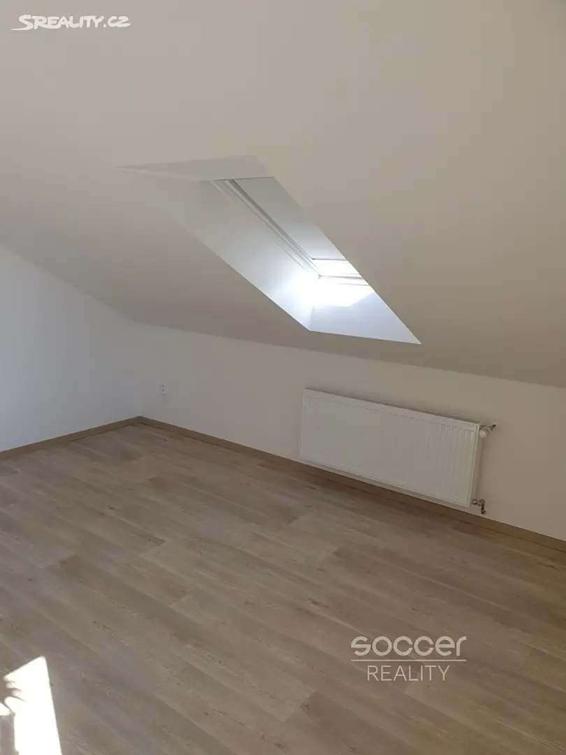 Pronájem bytu 3+kk 88 m², Podskalí, Mnichovice