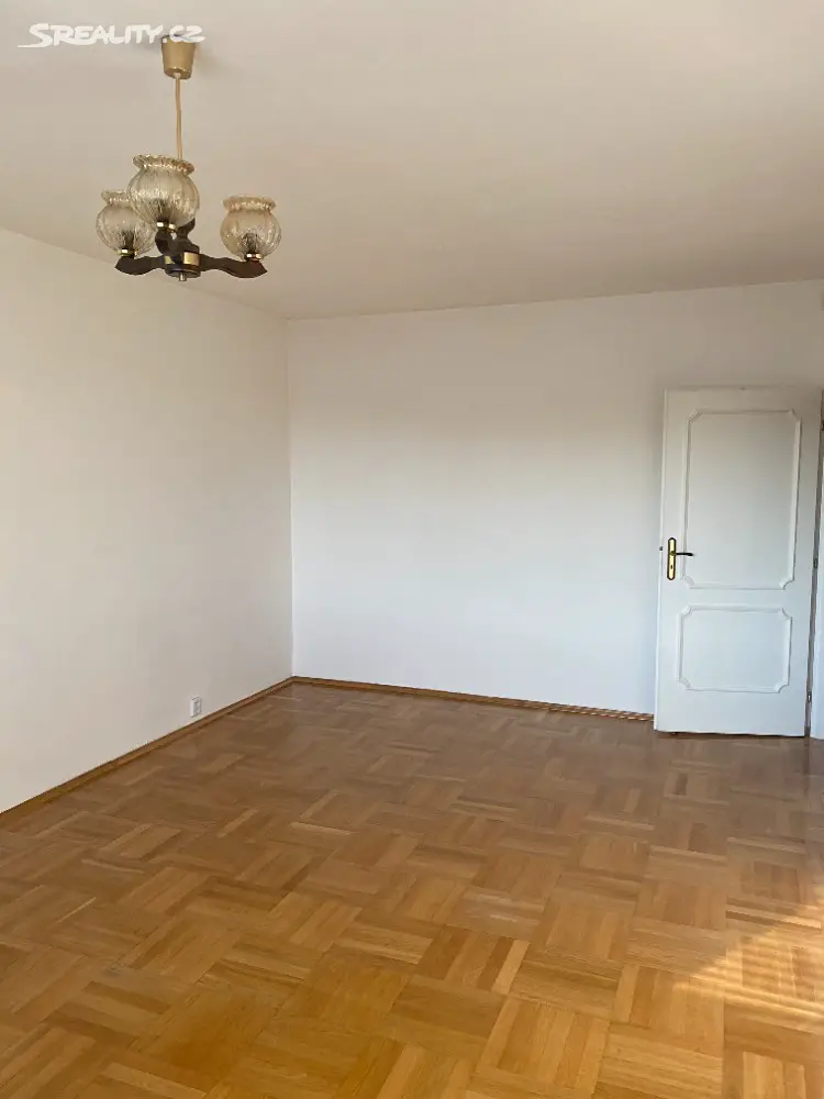 Pronájem bytu 4+kk 104 m², Tlustého, Praha - Horní Počernice
