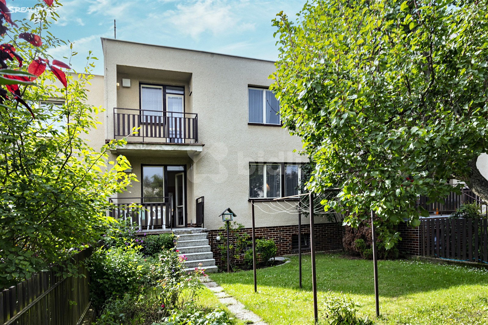 Pronájem  rodinného domu 250 m², pozemek 347 m², Machovická, Praha 9 - Újezd nad Lesy