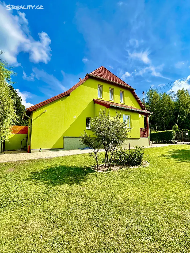Prodej  rodinného domu 191 m², pozemek 730 m², Družby, Hrádek