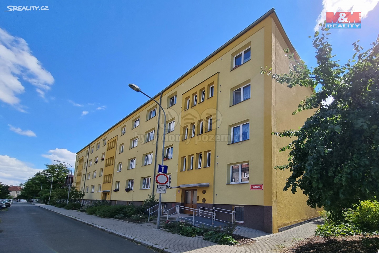 Pronájem bytu 2+1 56 m², Sládkova, Karlovy Vary