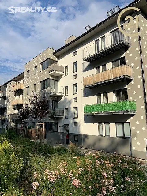 Pronájem bytu 2+kk 54 m², Zátopkova, Milovice - Mladá