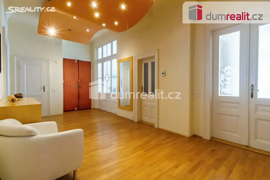 Prodej bytu 3+1 120 m², Na Struze, Praha 1 - Nové Město