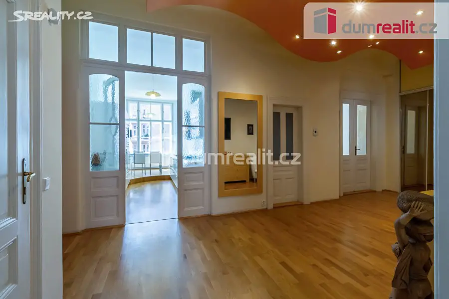 Prodej bytu 3+1 120 m², Na Struze, Praha 1 - Nové Město