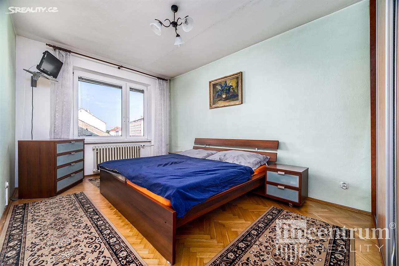 Prodej bytu 3+1 87 m², Petrohradská, Praha 10 - Vršovice