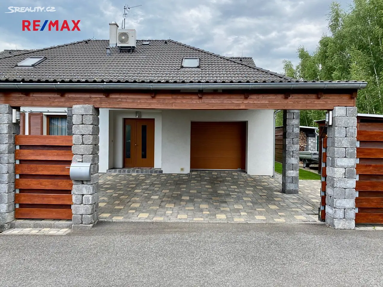 Prodej  rodinného domu 264 m², pozemek 1 100 m², Aldašínská, Jevany