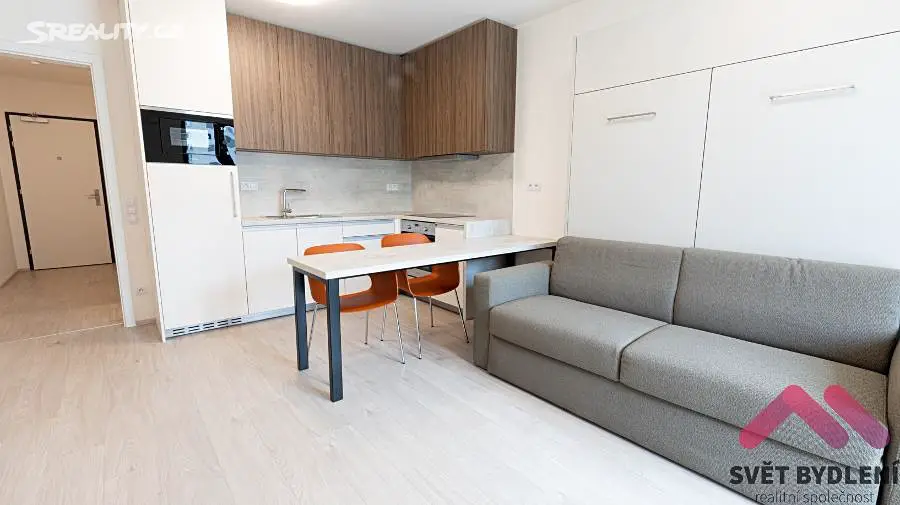 Pronájem bytu 1+kk 36 m², Koněvova, Praha 3 - Žižkov