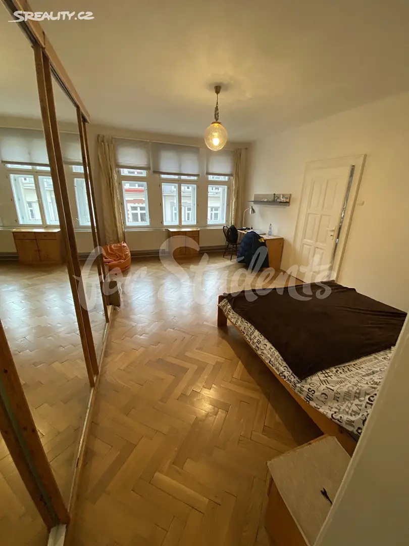 Pronájem bytu 2+1 86 m², Karla Hynka Máchy, Hradec Králové