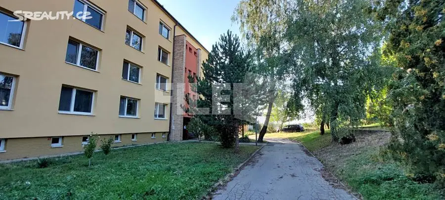 Pronájem bytu 2+1 55 m², Mikulov, okres Břeclav