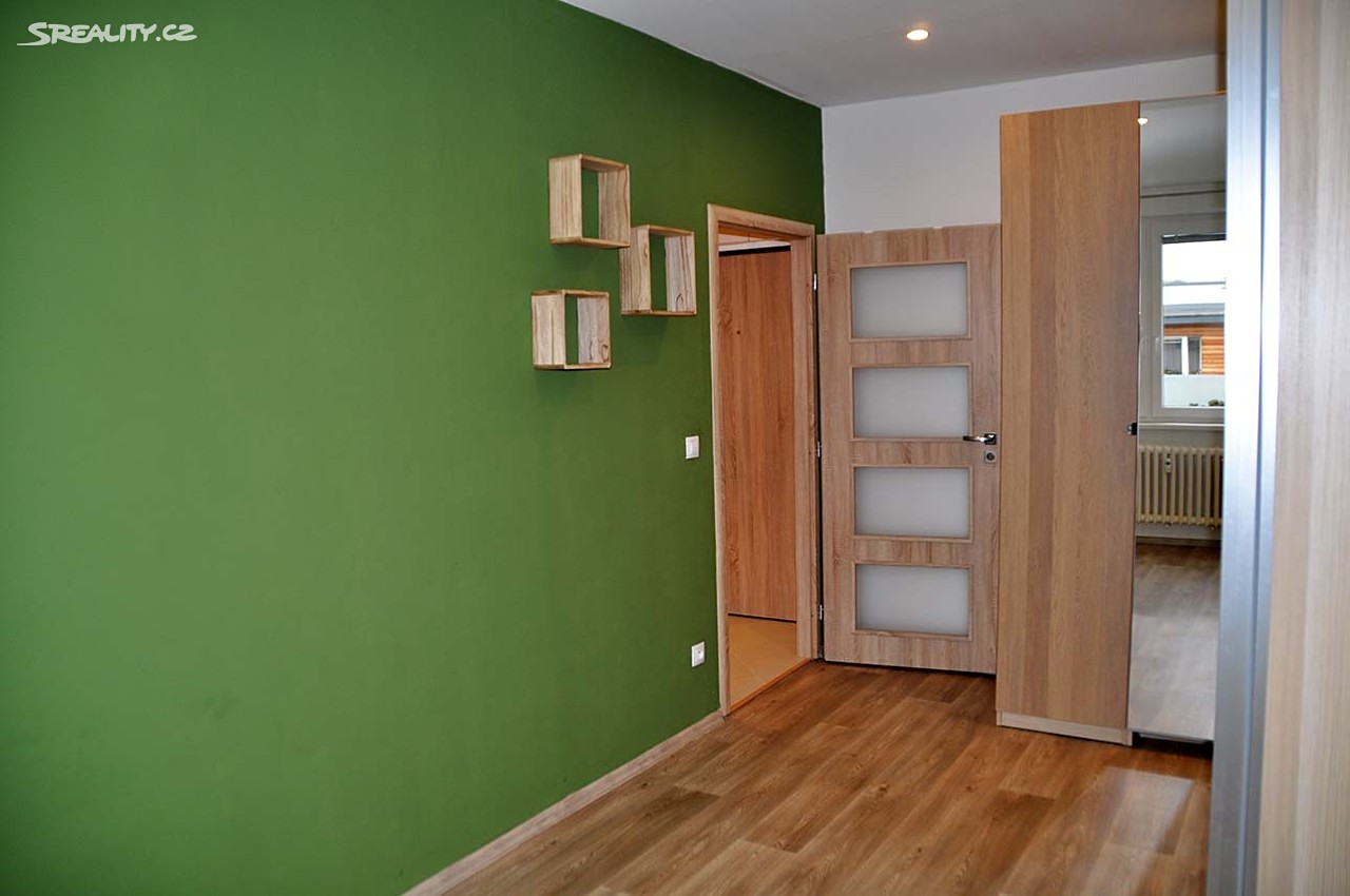 Pronájem bytu 2+1 50 m², Stochovská, Praha 6 - Ruzyně