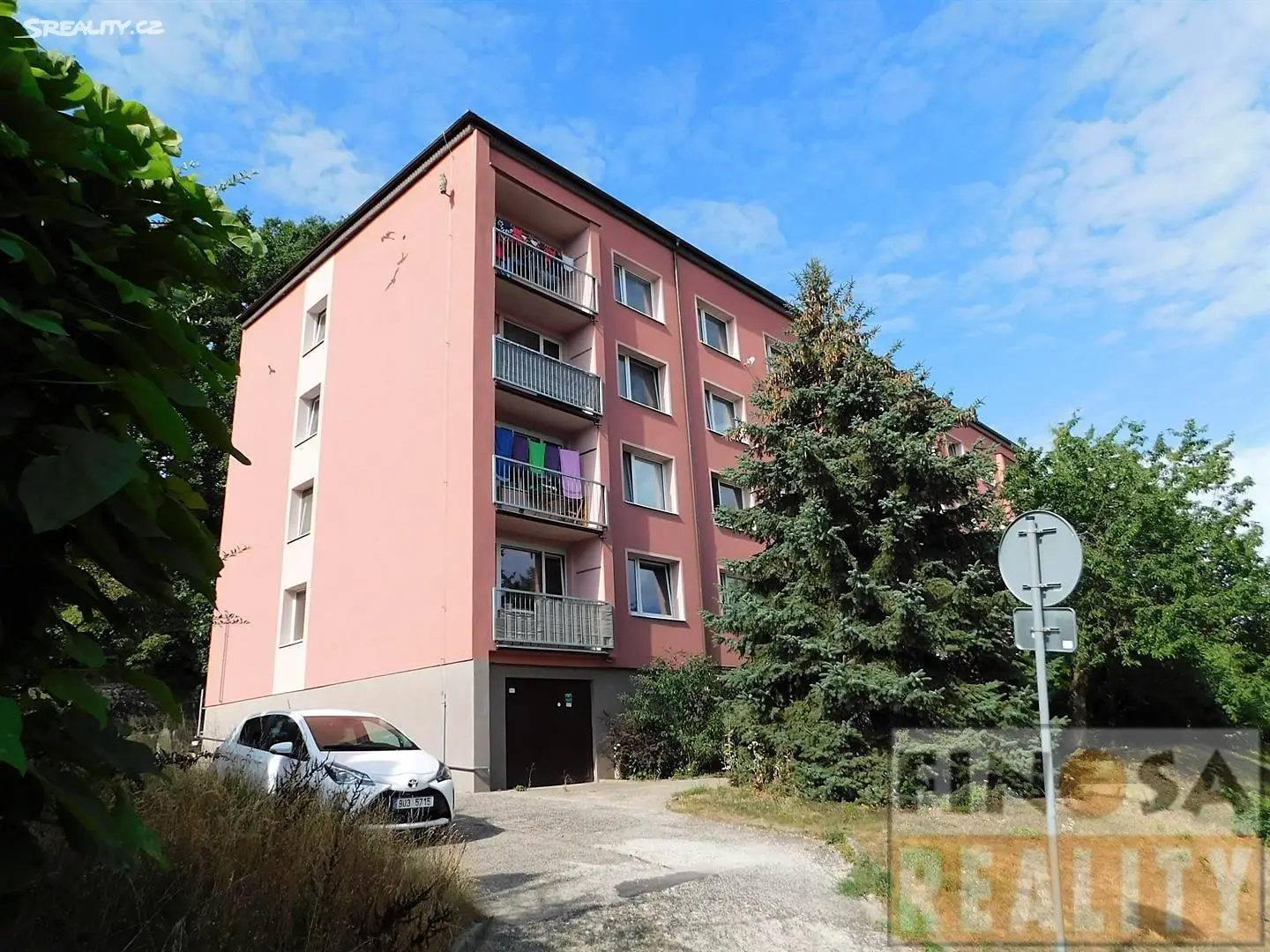 Pronájem bytu 2+1 64 m², V Podhájí, Ústí nad Labem - Bukov