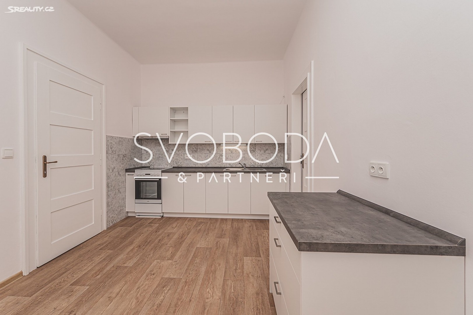 Pronájem bytu 3+1 95 m², Divišova, Hradec Králové