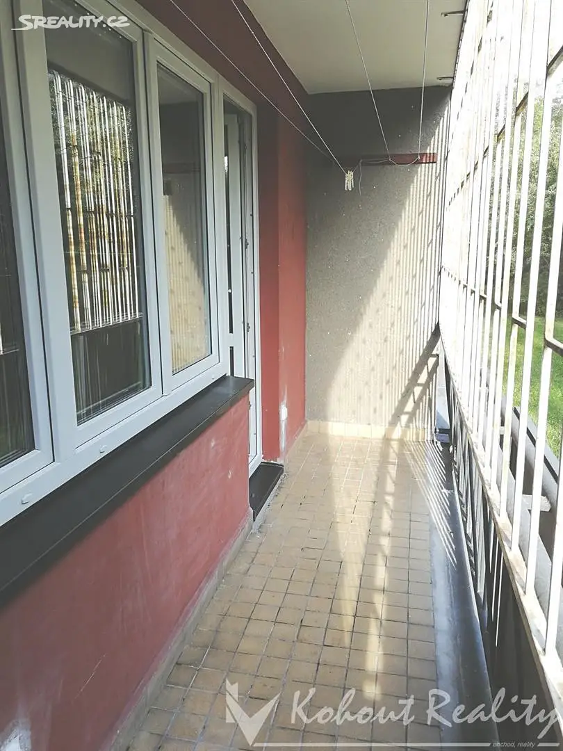 Pronájem bytu 3+1 79 m², Svojšovická, Praha 4 - Záběhlice