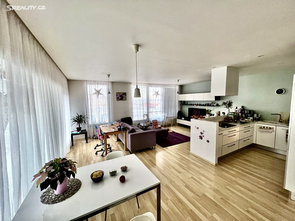 Pronájem bytu 3+kk 100 m², Majdalenky, Brno - Lesná