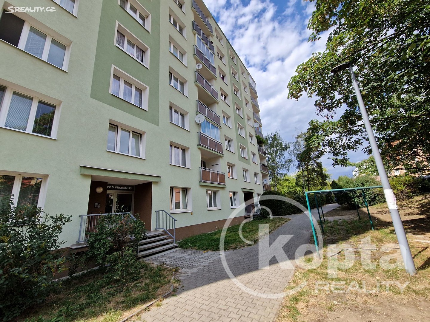 Prodej bytu 1+kk 19 m², Pod Vrchem, Plzeň - Lobzy
