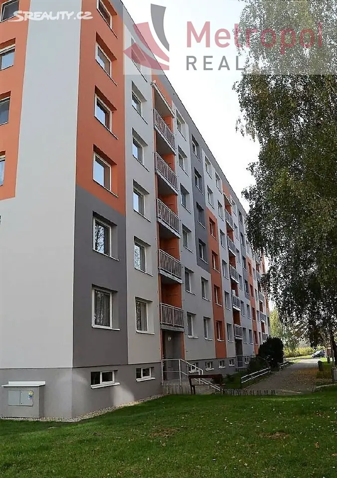 Prodej bytu 3+1 74 m², Přelouč, okres Pardubice
