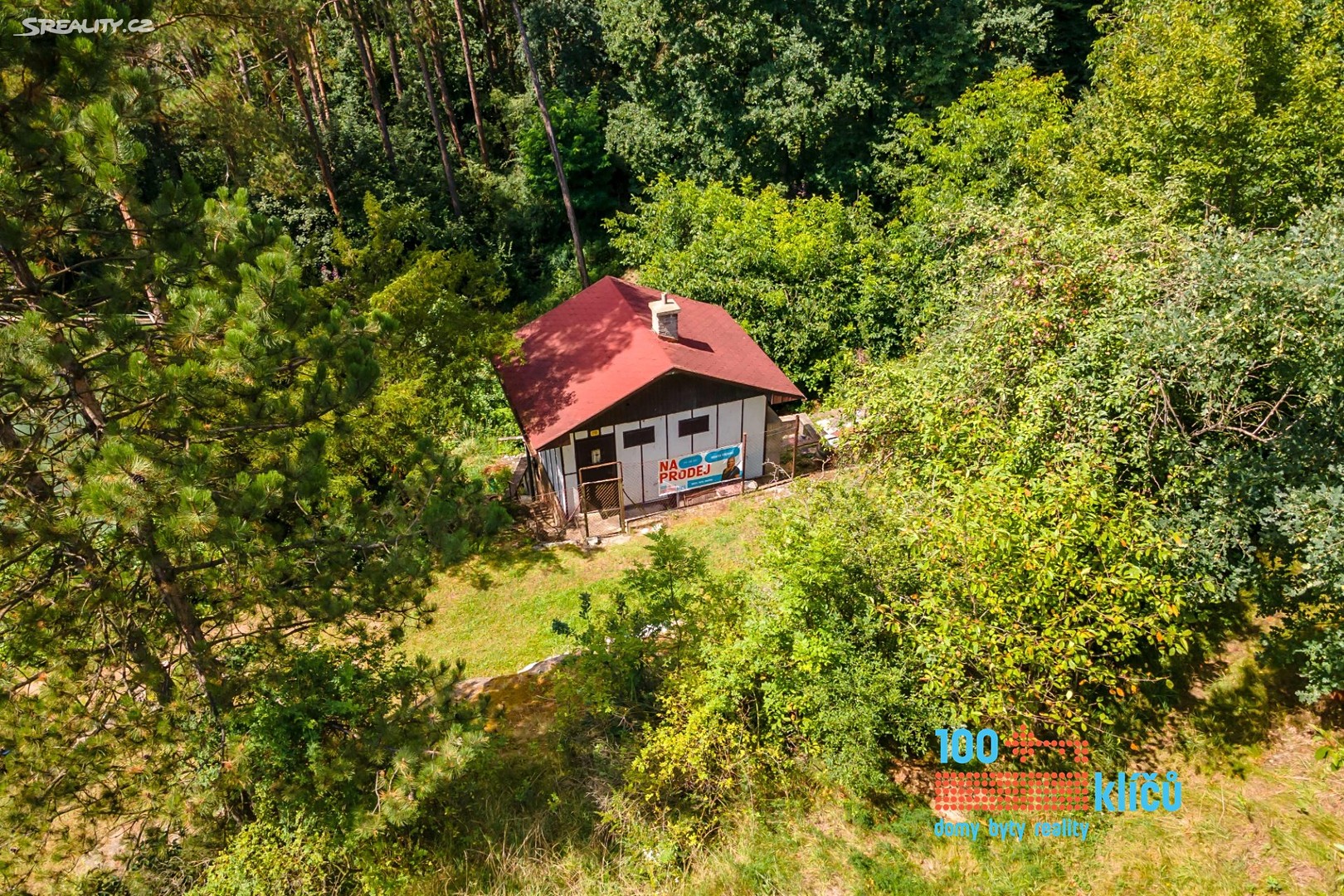 Prodej  chaty 19 m², pozemek 980 m², Týnec nad Sázavou - Chrást nad Sázavou, okres Benešov
