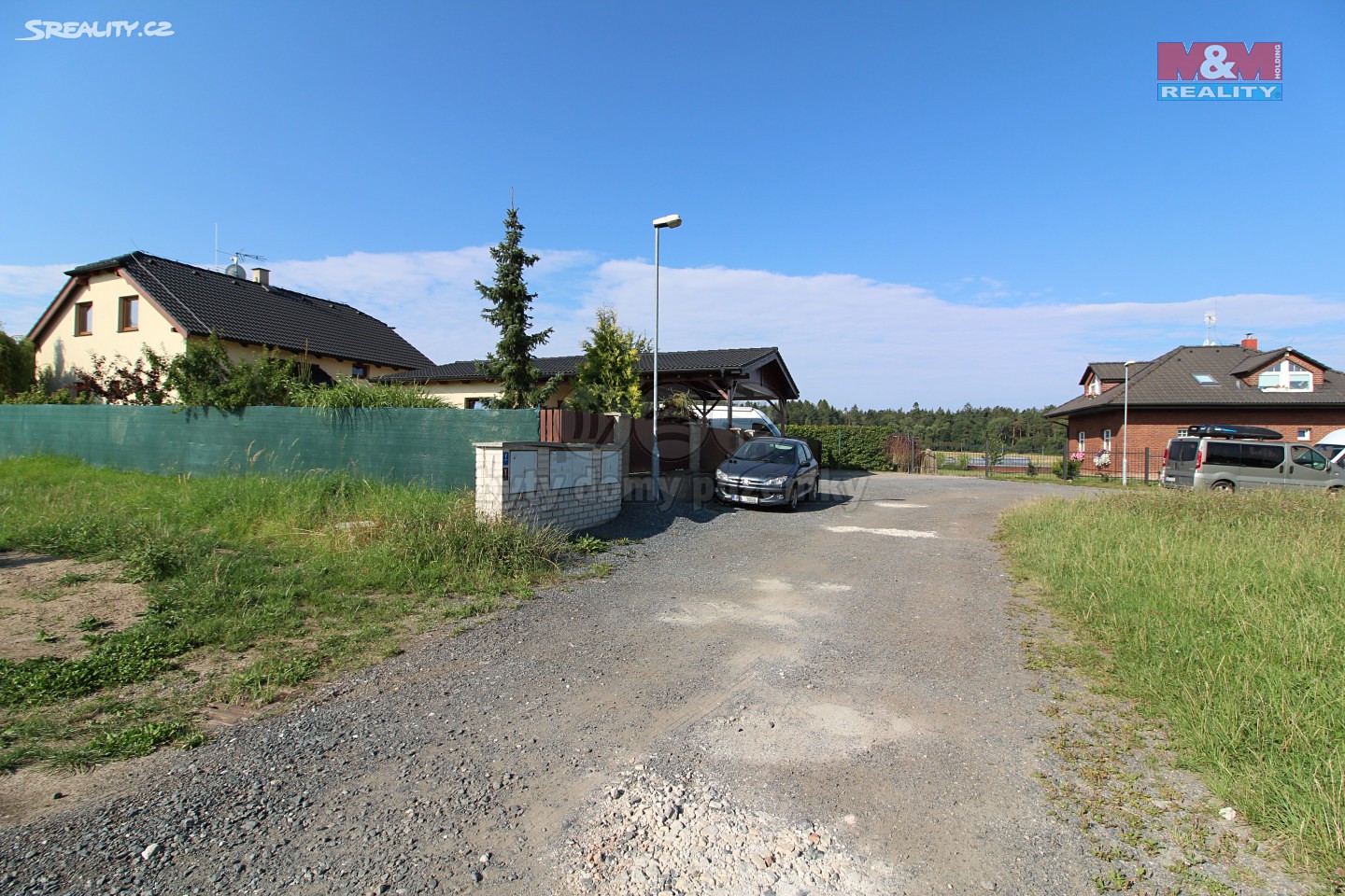 Prodej  stavebního pozemku 1 393 m², Svojetice, okres Praha-východ