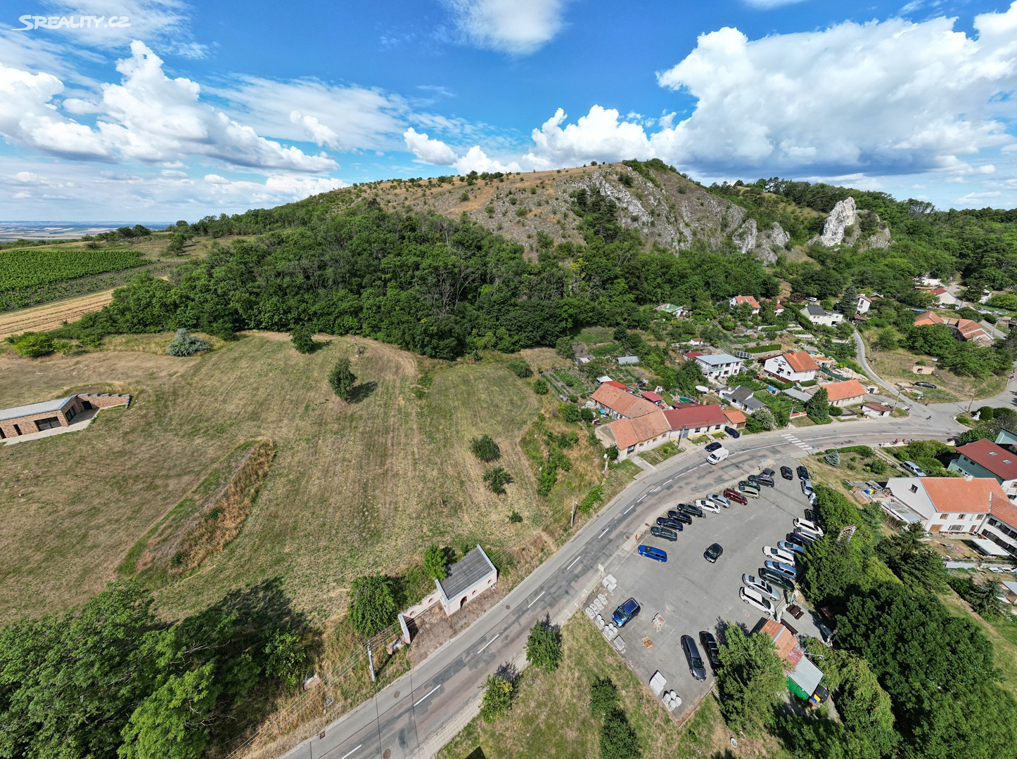 Prodej  komerčního pozemku 1 000 m², Klentnice, okres Břeclav