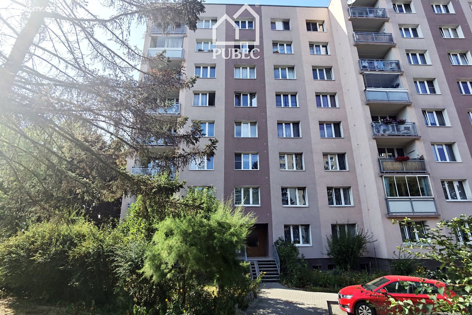 Pronájem bytu 1+kk 22 m², Staniční, Plzeň - Doubravka