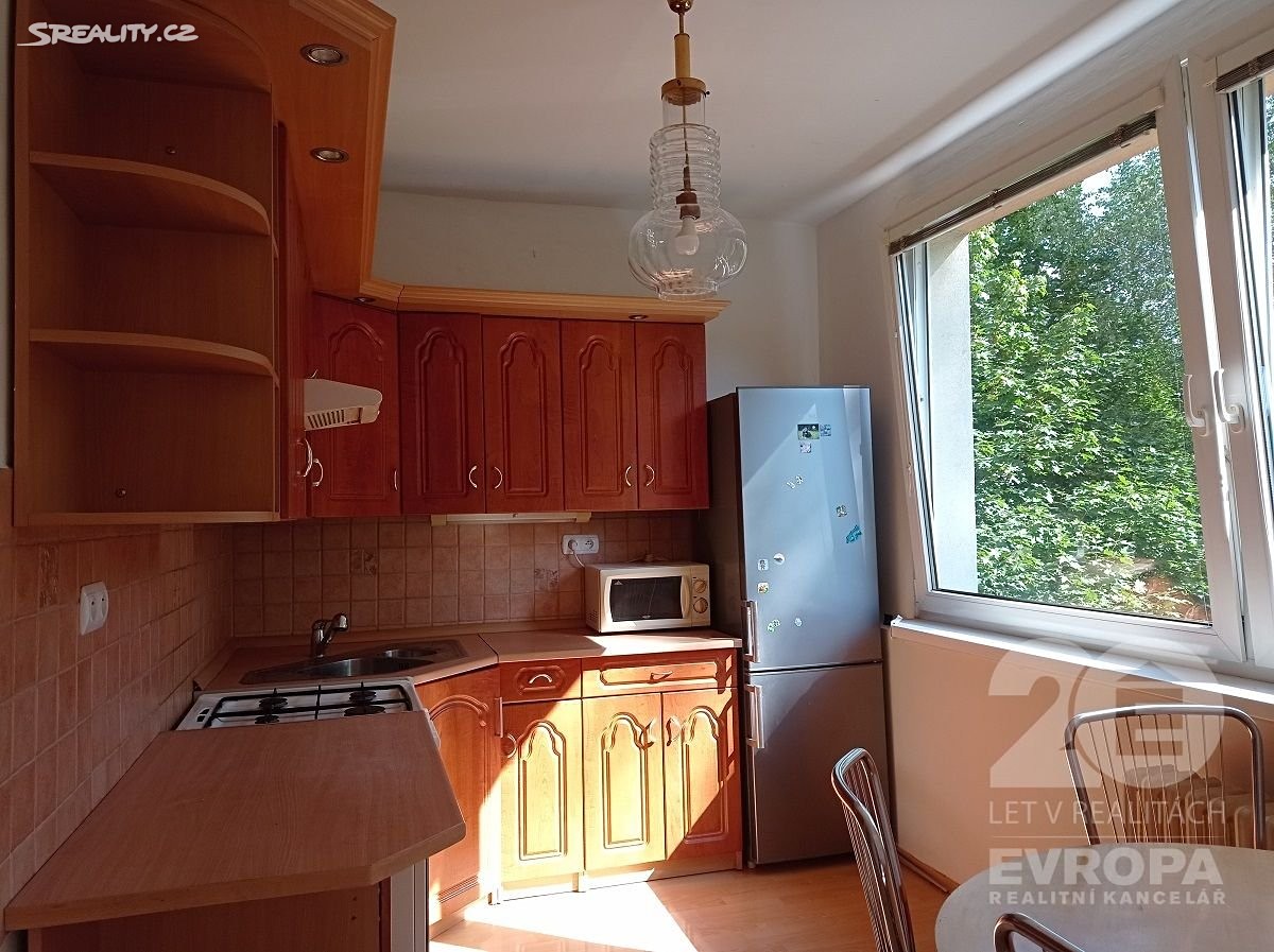 Pronájem bytu 2+1 65 m², Gagarinova, Liberec - Liberec VI-Rochlice