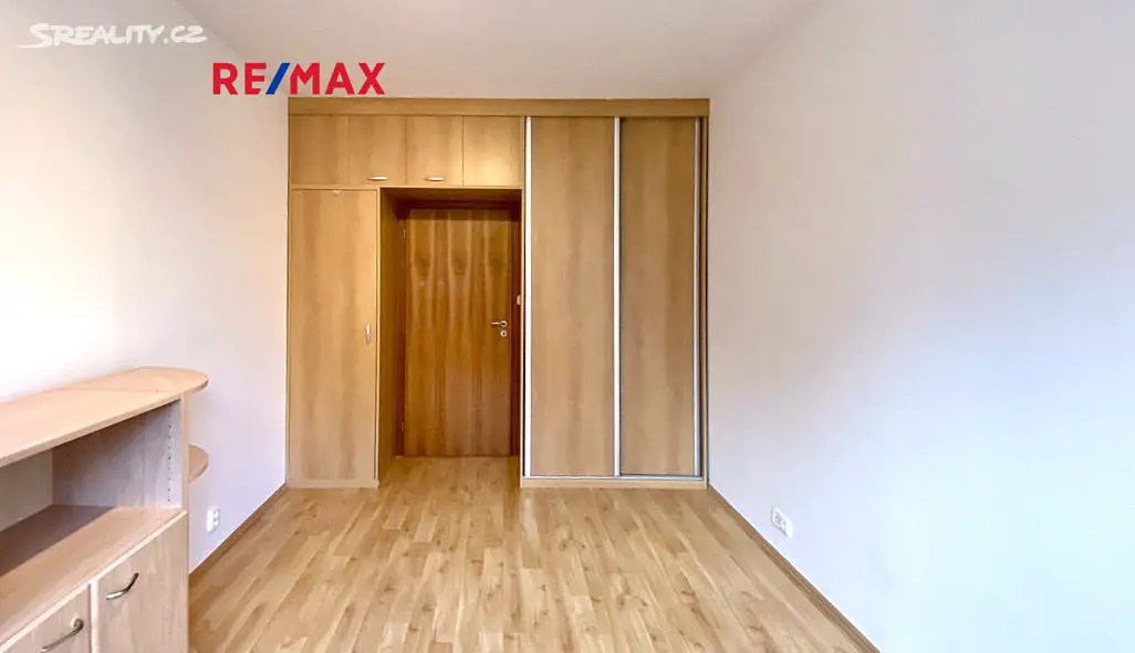 Pronájem bytu 3+1 70 m², Lohniského, Praha 5 - Hlubočepy