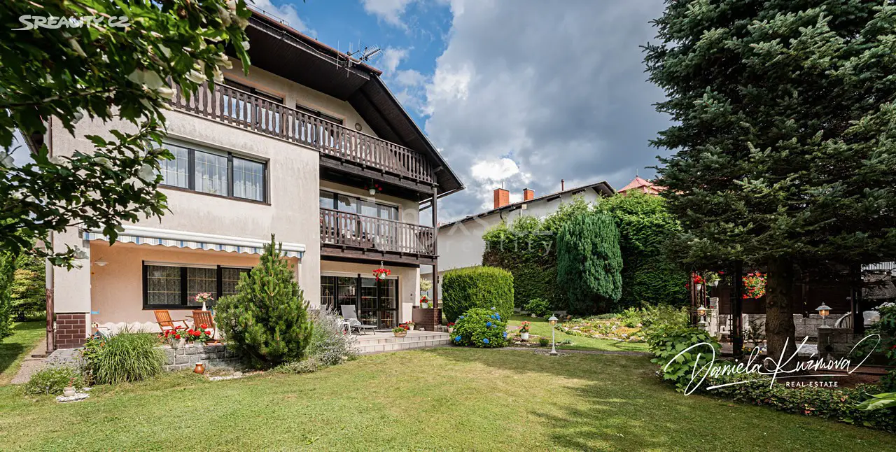 Prodej  rodinného domu 354 m², pozemek 670 m², Radčická, Liberec - Liberec XIV-Ruprechtice