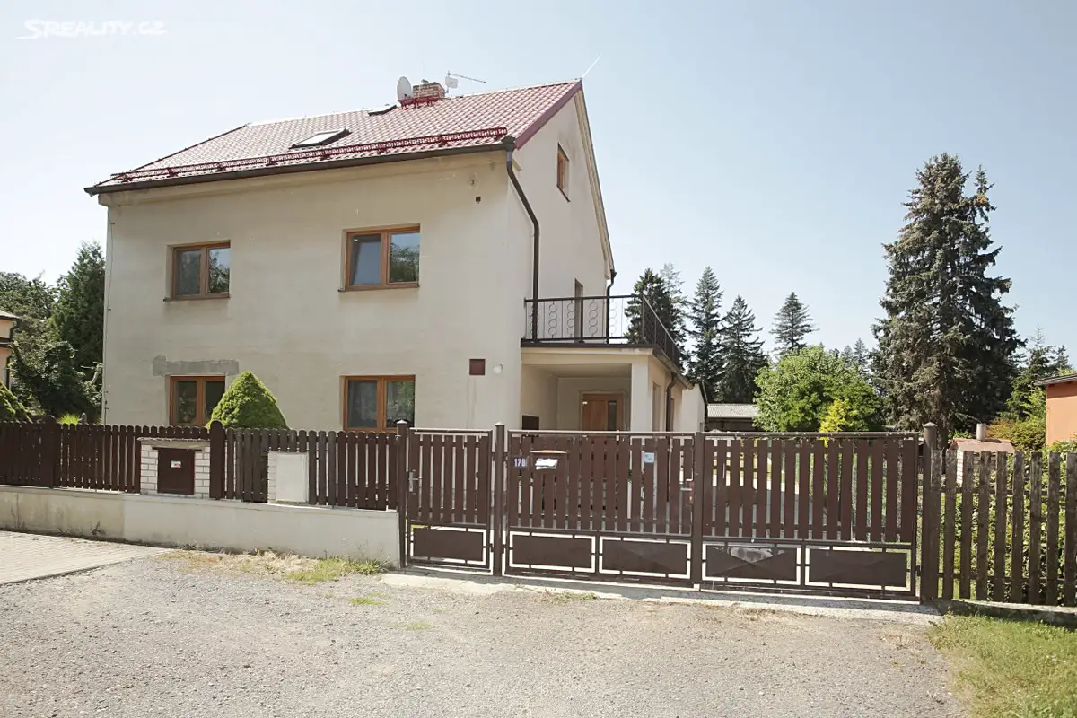 Prodej  rodinného domu 210 m², pozemek 1 300 m², V Zahradách, Průhonice