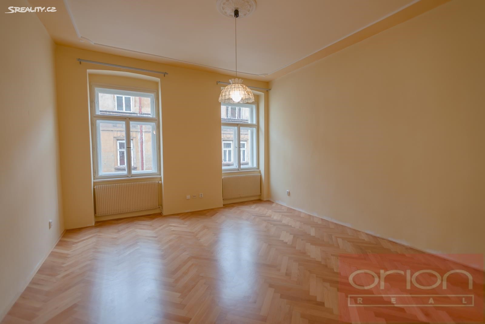 Pronájem bytu 1+1 38 m², Praha 5 - Smíchov