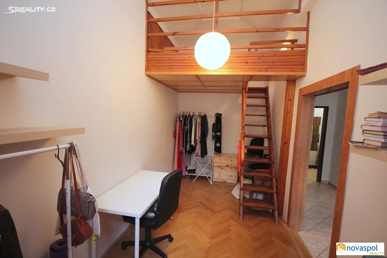 Pronájem bytu 2+1 60 m², Korunní, Praha 2 - Vinohrady