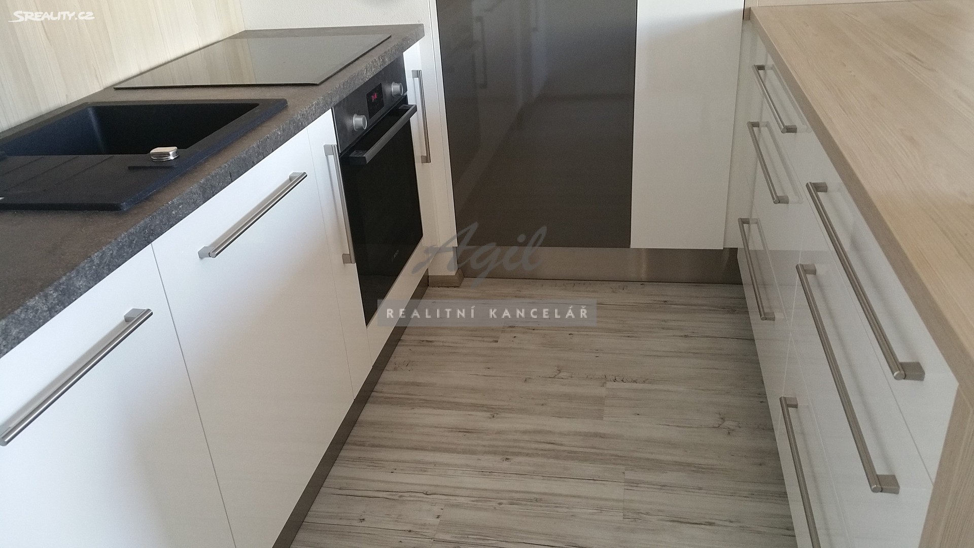 Pronájem bytu 2+kk 48 m², Šlapanice, okres Brno-venkov