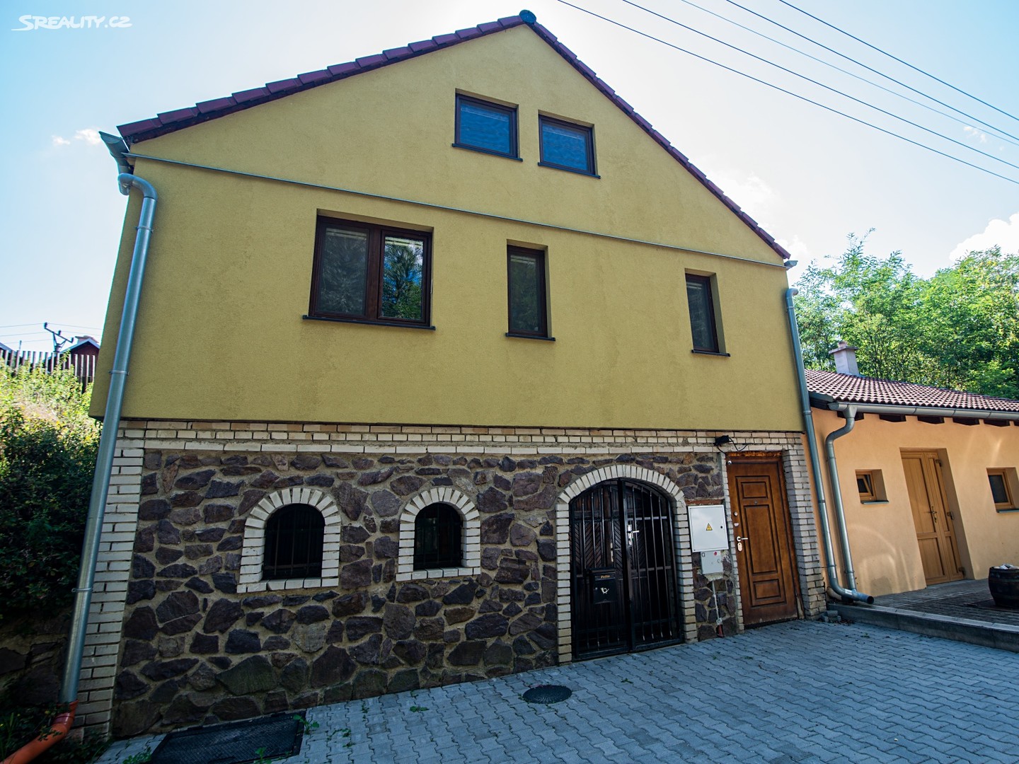 Prodej  rodinného domu 170 m², pozemek 334 m², Husova, Drnholec