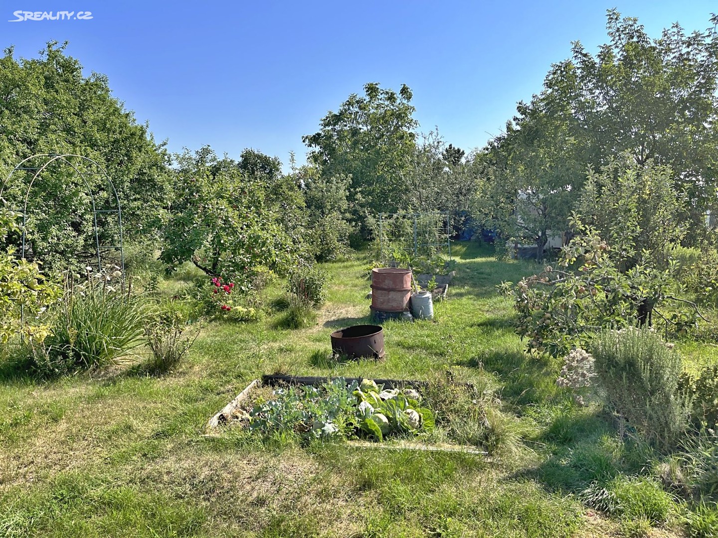 Prodej  zahrady 375 m², Odolena Voda - Dolínek, okres Praha-východ