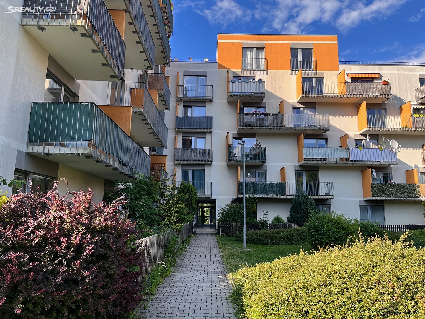 Pronájem bytu 1+kk 35 m², Hedvábná, Liberec - Liberec VI-Rochlice