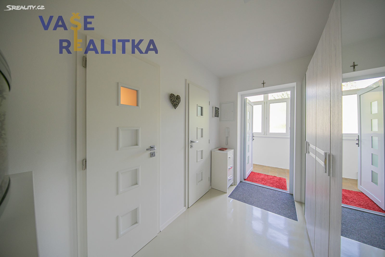 Pronájem bytu 2+kk 50 m², Jiřího z Poděbrad, Hranice - Hranice I-Město